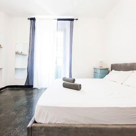 Agostino'S Apartment Genoa Bagian luar foto